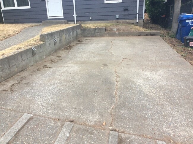 Building Photo - Charming 2 BDRM/1 BATH Home in Magnolia! Available Now!