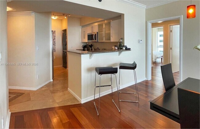 Building Photo - 335 S Biscayne Blvd