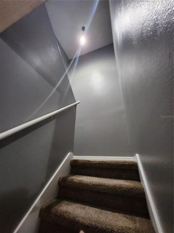 Building Photo - 30136 Barnaby Ln