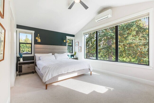 Building Photo - 9047 51st Ave NE