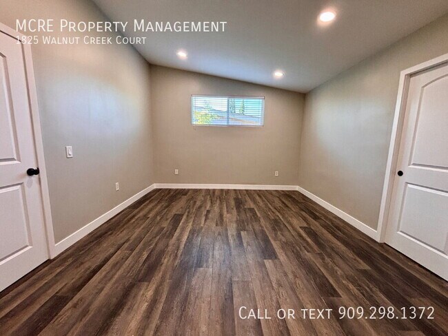Building Photo - 1825 Walnut Creek Ct