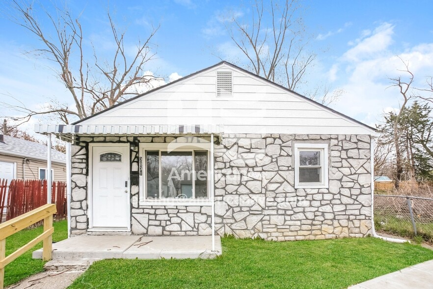 Building Photo - 3031 N Colorado Ave
