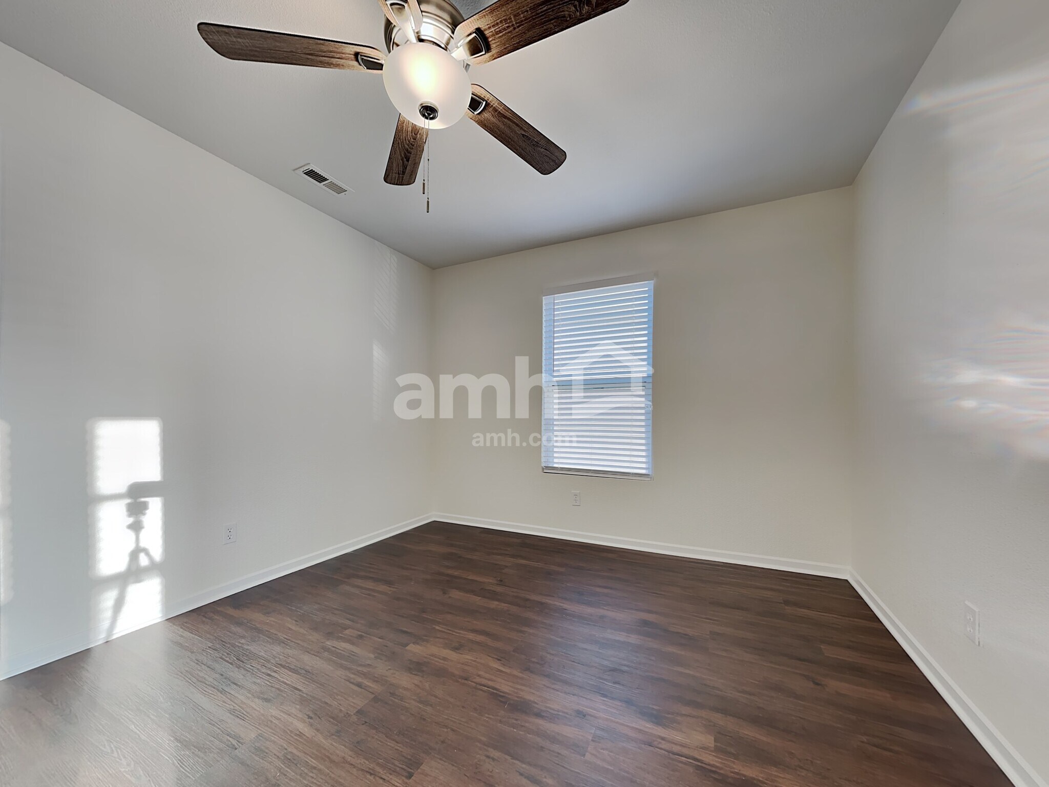 Building Photo - 1503 Pencross Ln