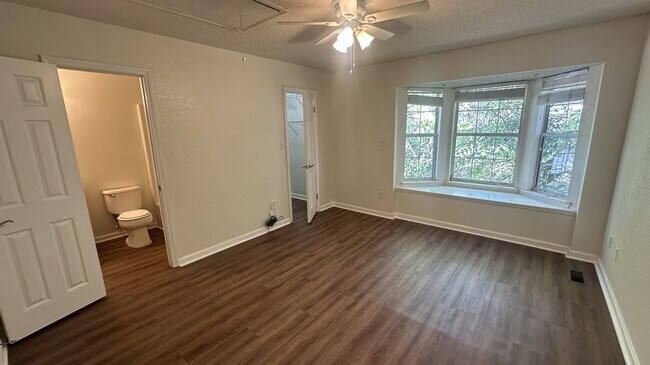 Building Photo - 3480 Daylily Ln