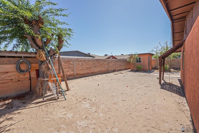 Building Photo - 1183 Babbitt Ln