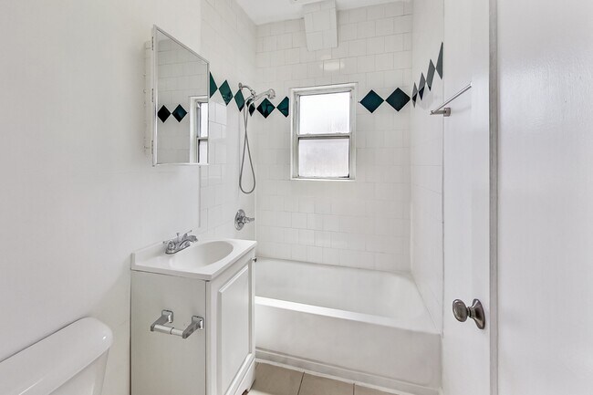 Floorplan - 1616 35th Avenue