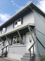 Building Photo - 7331 Meadow St