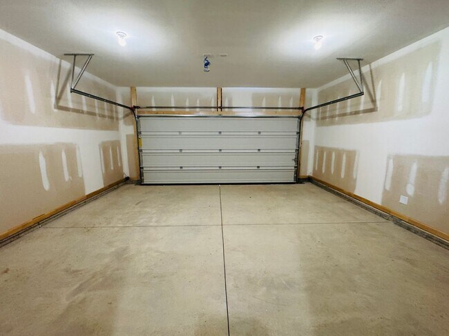 Building Photo - 2409 Argento Cir