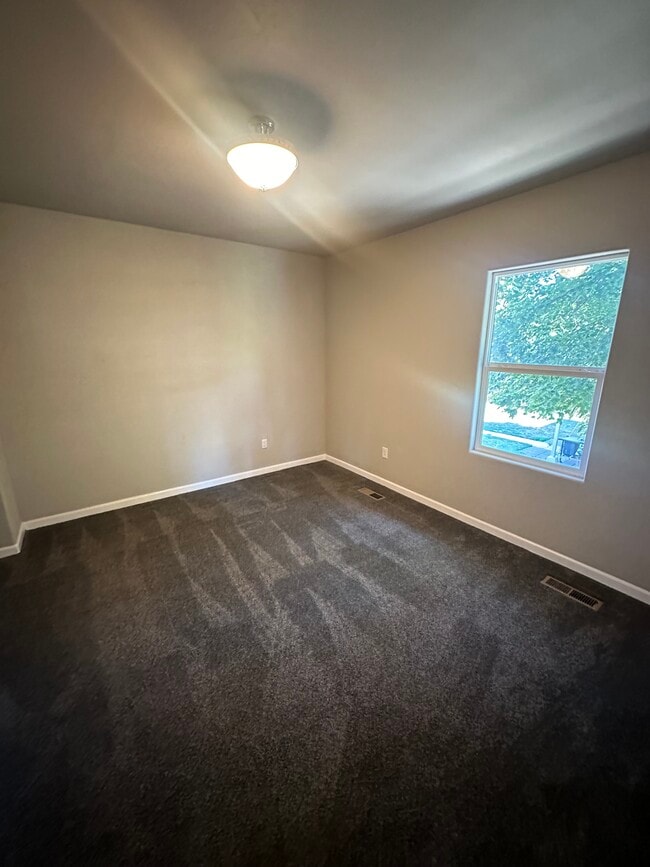 Building Photo - 2 N Delaware Ave