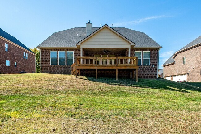 Building Photo - 9810 Glenmore Ln