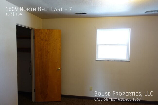 Building Photo - 1609 N Belt E