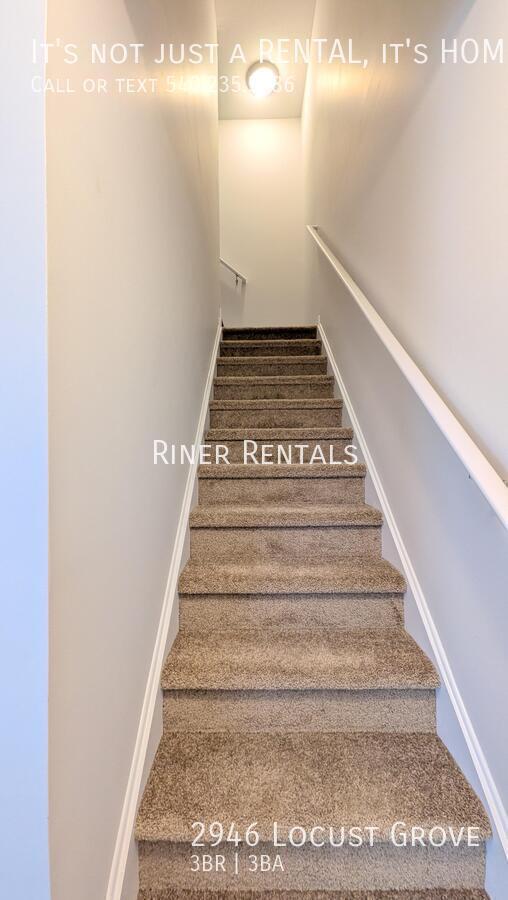 Building Photo - 2946 Locust Grv Ct