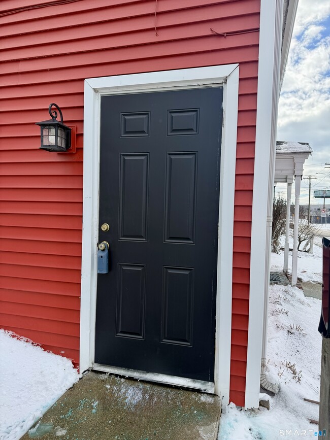 Building Photo - 1185 Linden Ave