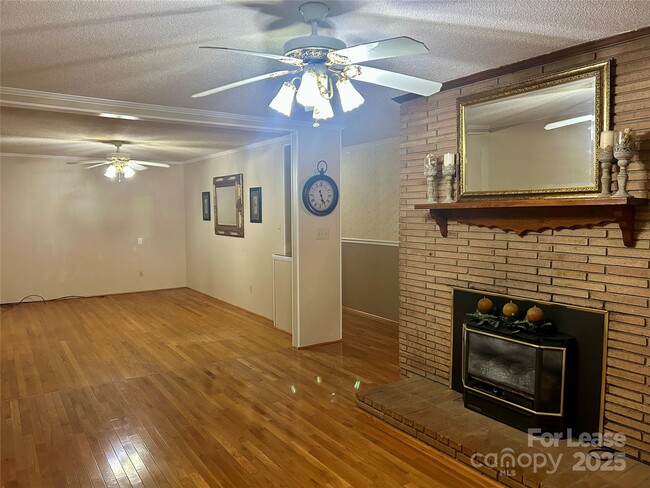 Building Photo - 234 Alf Hoover Rd