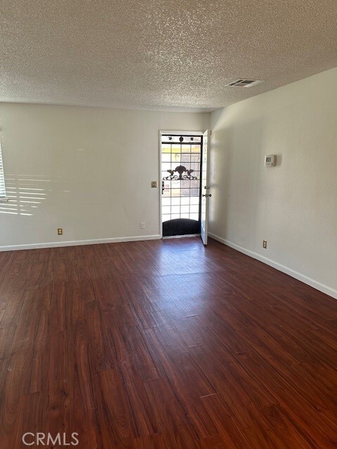 Building Photo - 20289 Thunderbird Rd