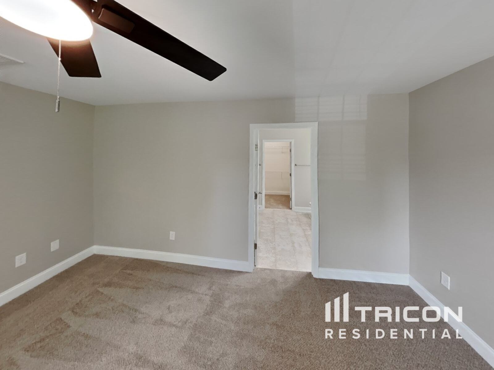 Building Photo - 135 Claystone Dr