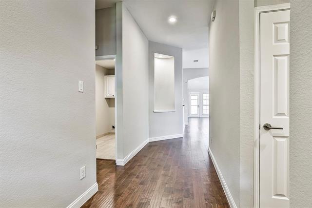 Building Photo - 4801 Baton Rouge Blvd