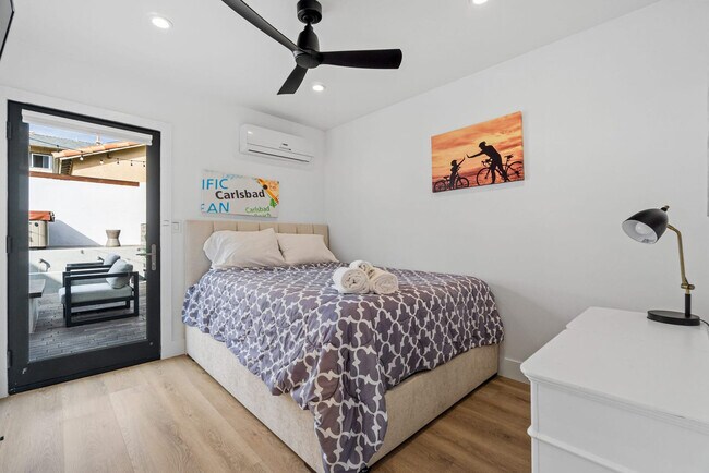 Building Photo - 3470 Carlsbad Blvd