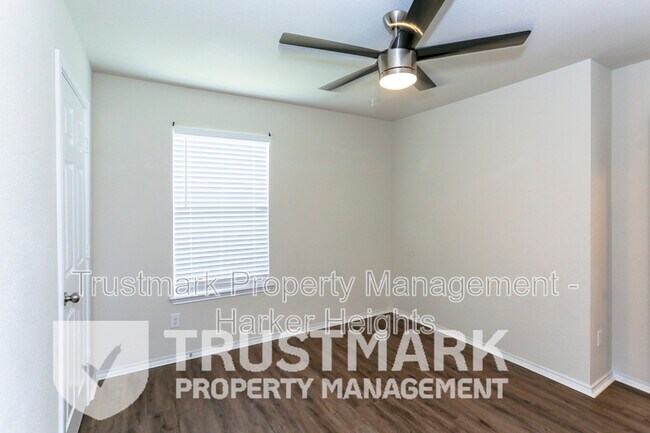 Building Photo - 1321 Cozy Creek Dr