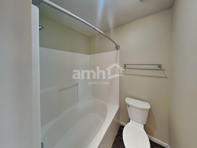 Building Photo - 3304 Monoco Dr