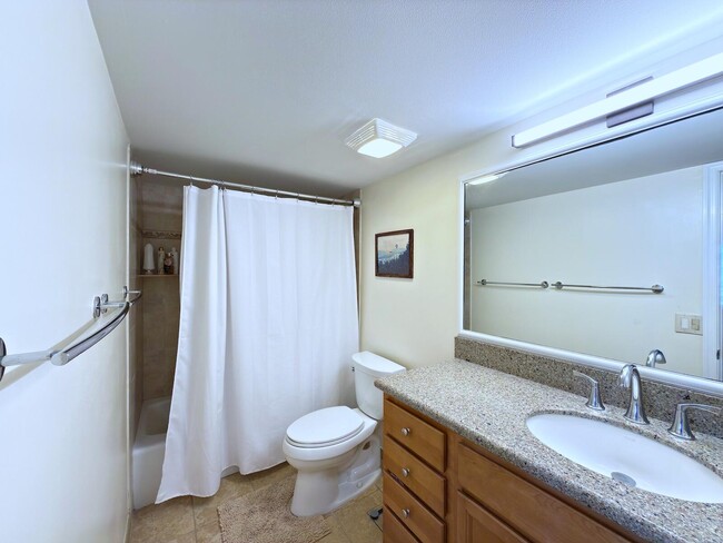 Building Photo - 3546 S Ocean Blvd