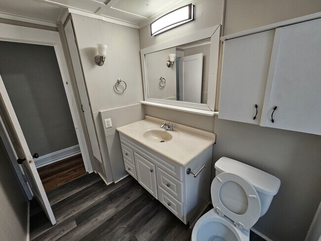 Building Photo - 4213 Spokane Ave