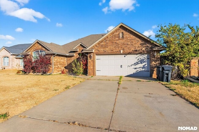 Building Photo - 941 NE 30th St