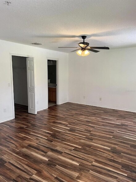 Building Photo - 13500 Applerose Ln