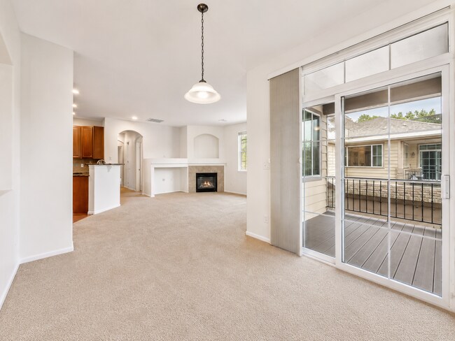Building Photo - Westminster Townhouse Near Trails, Standley Lake & Denver