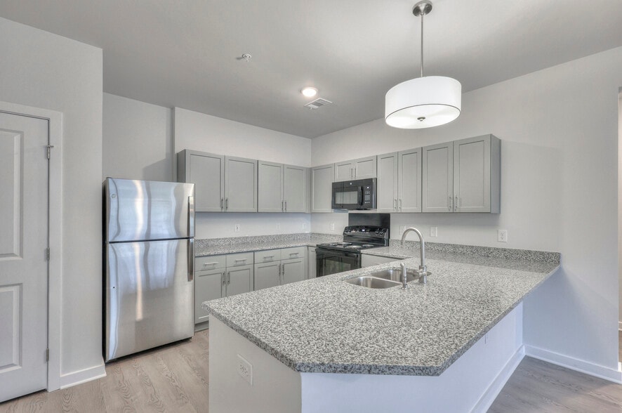 Primary Photo - Blue Ridge Apartments