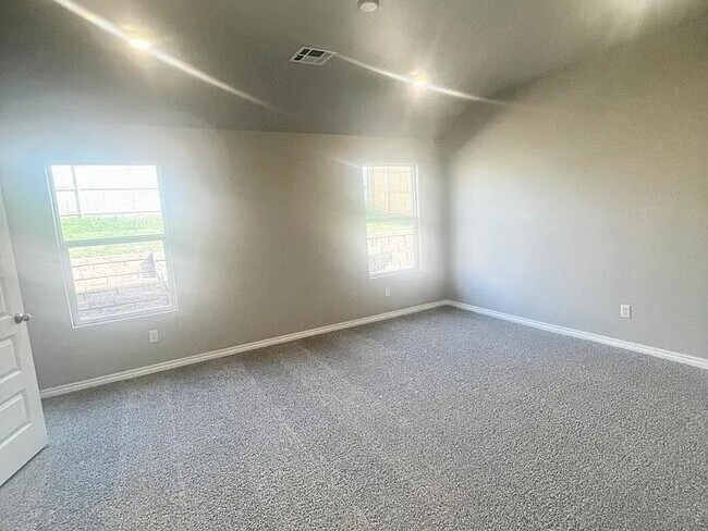 Building Photo - 2765 Alice Wy