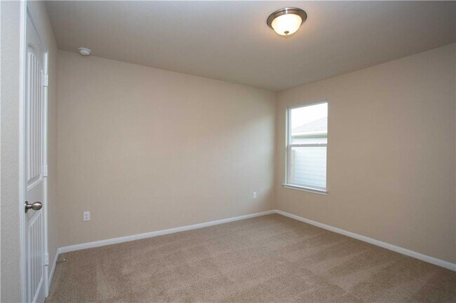 Building Photo - 142 Sulphur River Lp