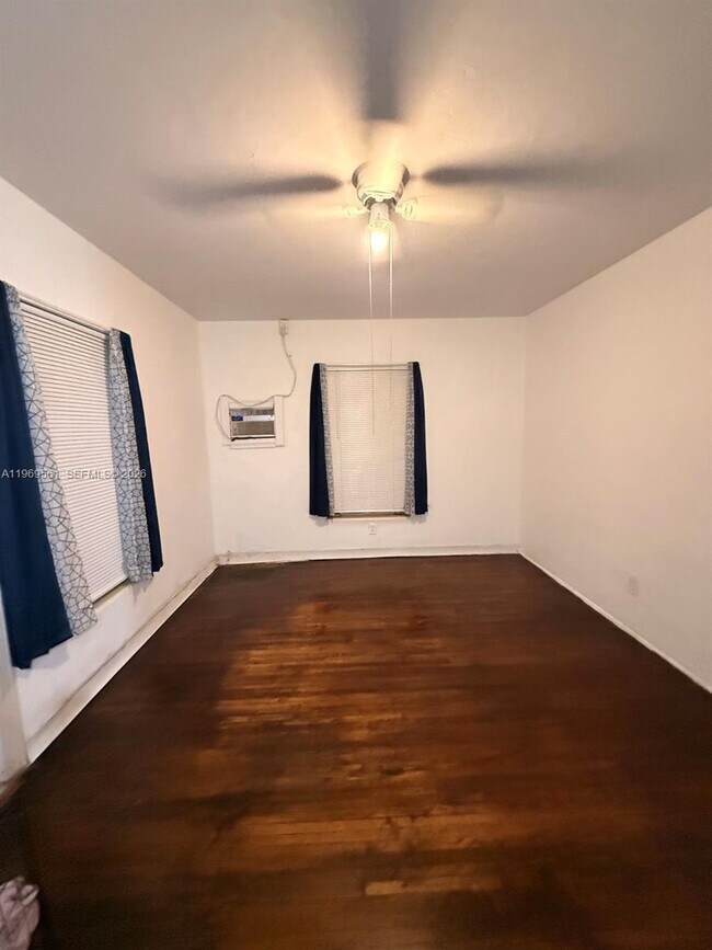 Building Photo - 1959 Taylor St