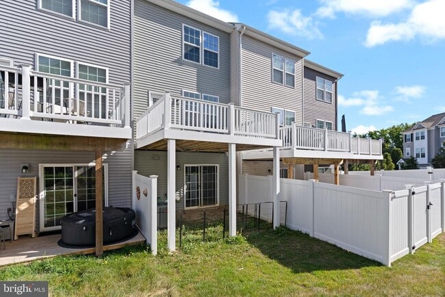 Building Photo - 43767 Winterberry Wy