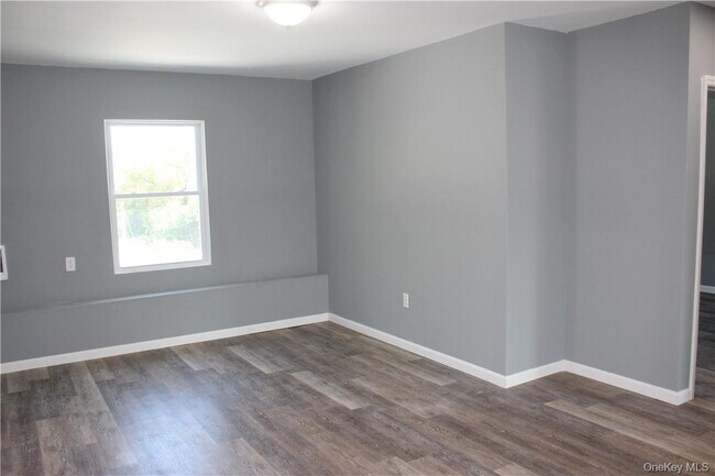 Building Photo - 3144 US-9W