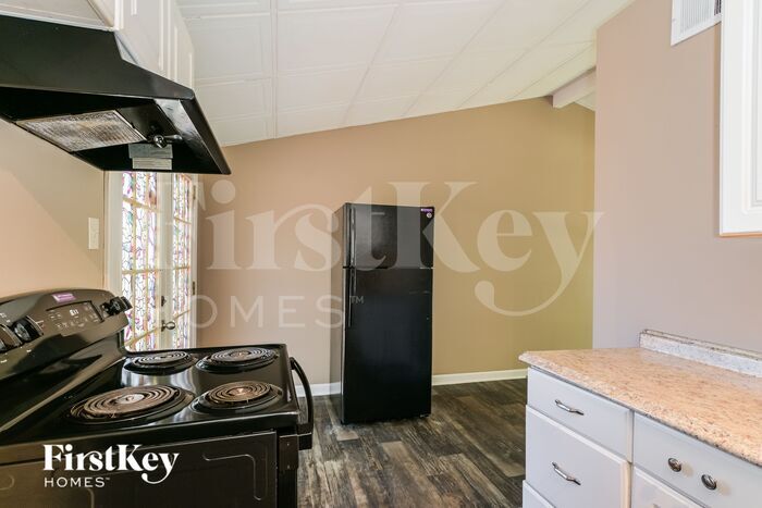 Building Photo - 2787 Dawnview Dr