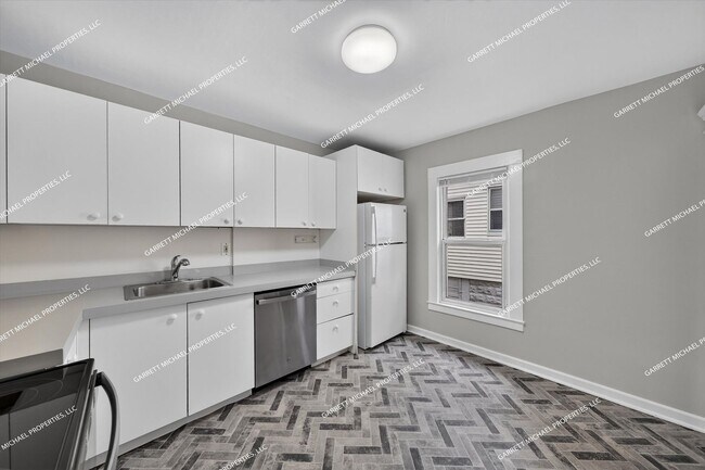 Building Photo - 2322 Fordham St