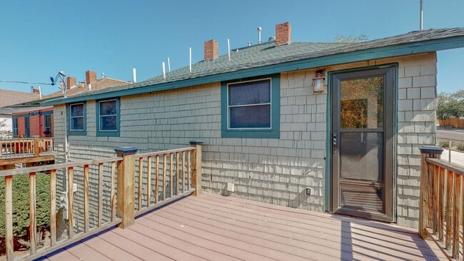 Building Photo - HISTORIC EDO 2/BD 2/BA CONDO