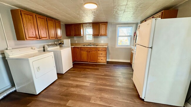 Primary Photo - 111 Fisher Ave