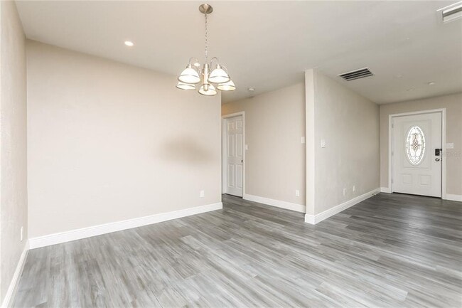 Building Photo - 459 Hammock Ln