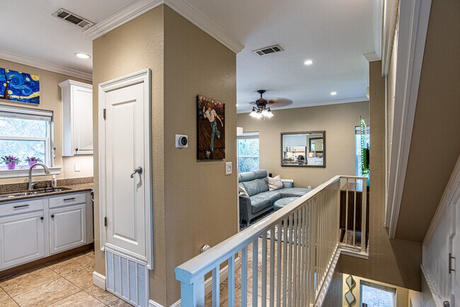 Building Photo - 12 Merri Way