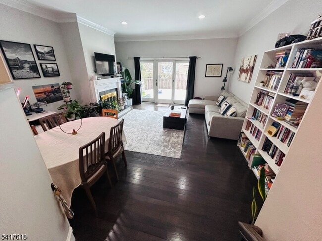 Building Photo - 75 Derby Ct