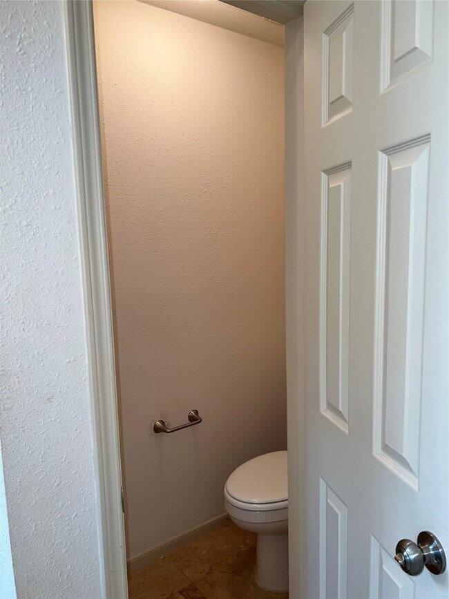 Building Photo - 3215 Bluebonnet Meadows Ln