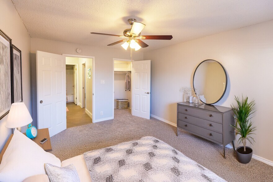 Building Photo - Bancroft Towers Apartments