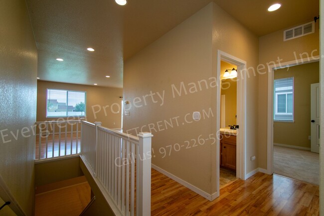 Building Photo - 4 bedroom, 3 bathroom in Wellington
