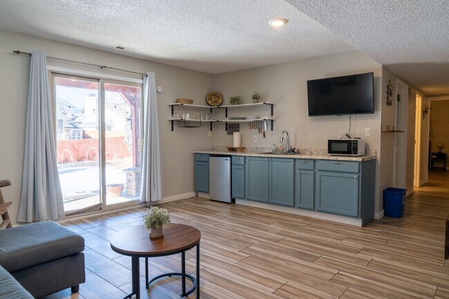 Building Photo - Fully Furnished 4 Bedroom Home Near Quail Lake!!!! MUST SEE!