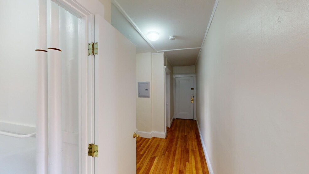 Building Photo - 1179 Boylston St