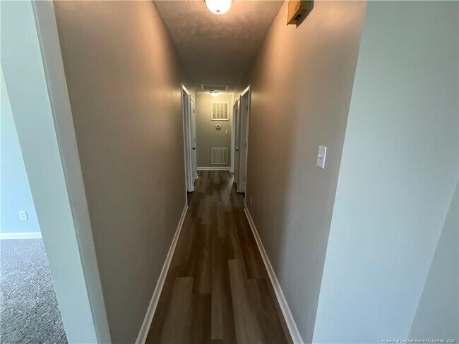 Building Photo - 1365 Greenock Ave
