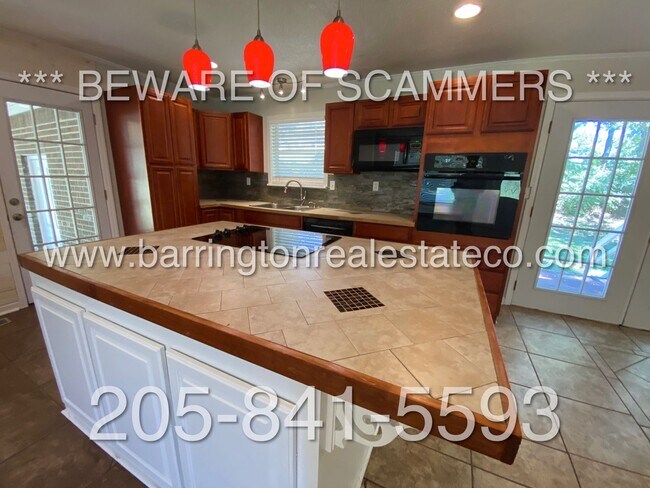 Building Photo - Quinton/West Jefferson *** APPROVED APPLIC...