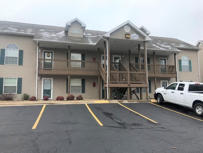 Building Photo - Apartment for Rent in Branson MO: Walk-in at Fall Creek Resort